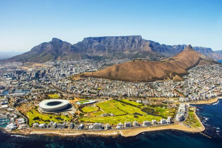 Timeless Tides of Cape Town | 3-Night Cape Town Journey through Coast, Culture, and History.
