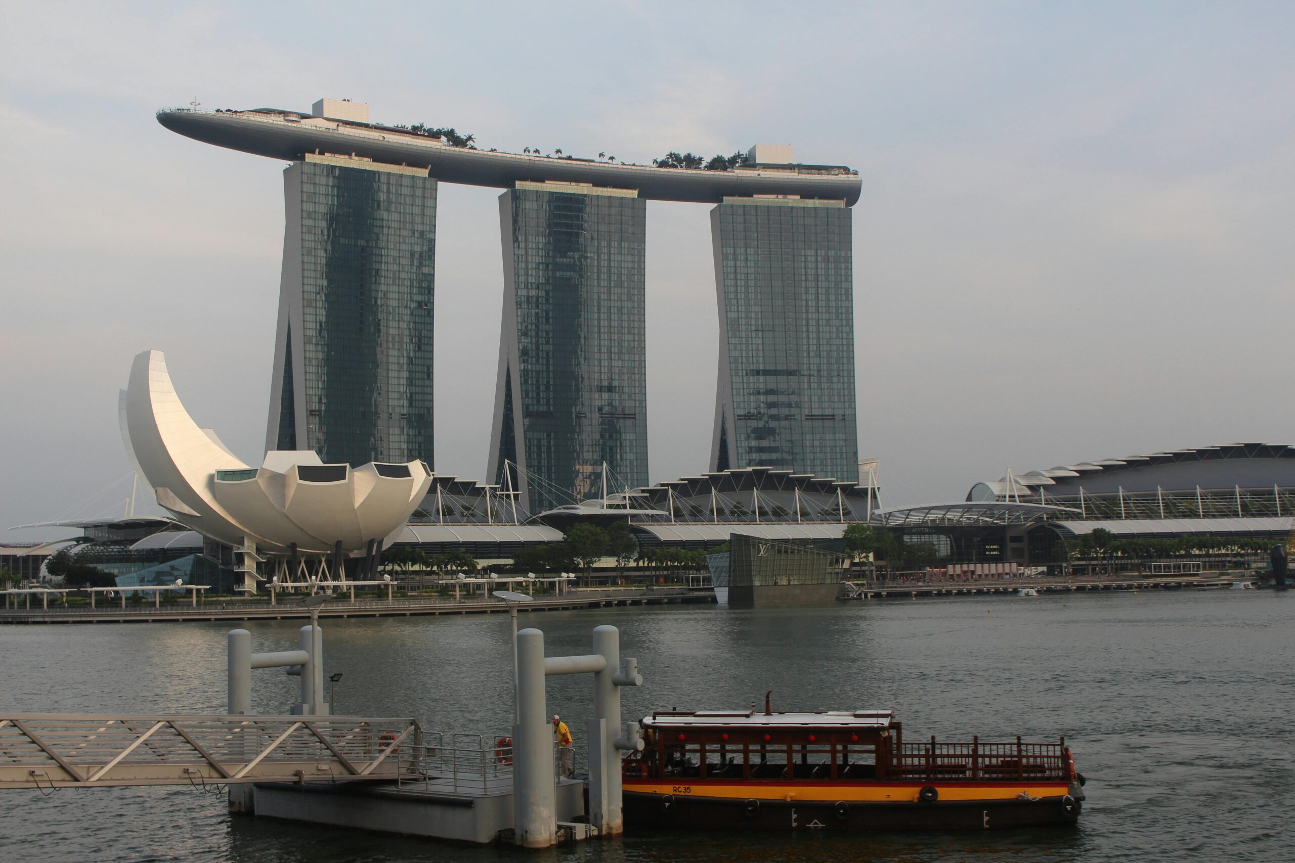 Sentosa & Beyond Expedition | 6-Nights exploring Sentosa, Gardens by the Bay, and the heart of Singapore.