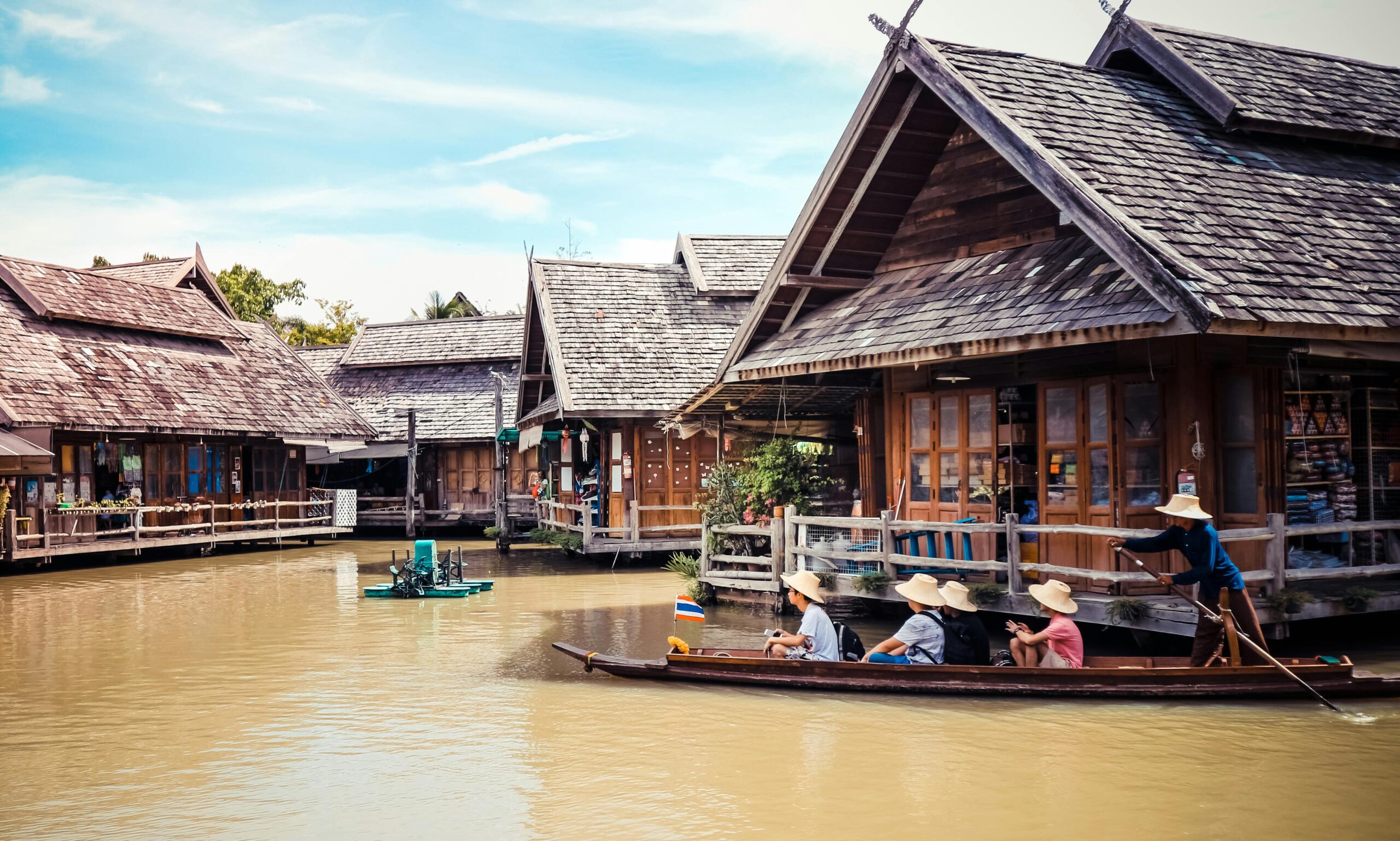 Golden Hour Bangkok Escape | 4-Nights of Floating Markets, Maeklong Train Wonders, and Thai Thrills.